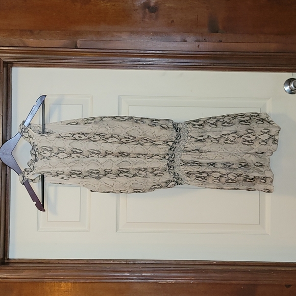 NWT Sofia Dress - Picture 2 of 4